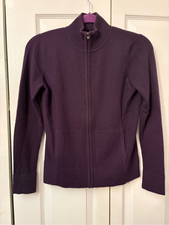 Sweaters - Women’s Zip-Front Jacket in Deep Purple